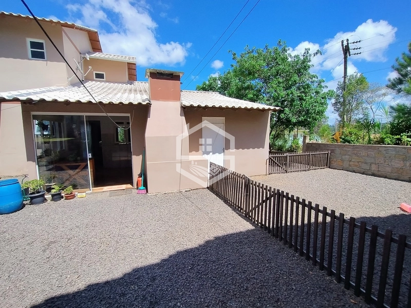 Sobrado em Chuvisca.: 10ª foto da galeria de imagens do imóvel