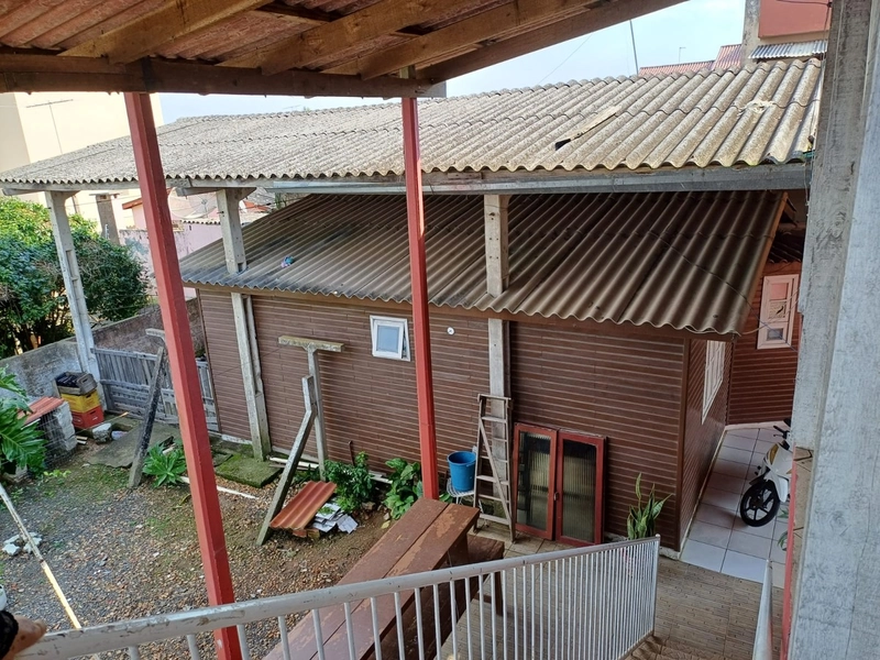 CHALÉ E GARAGEM PARA CAMINHÃO...: 7ª foto da galeria de imagens do imóvel