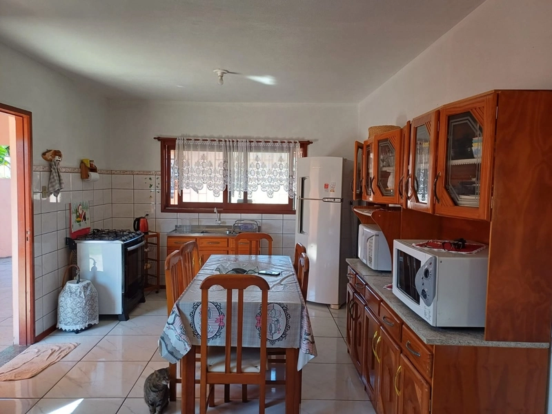 CASA DE LAJE COM ÁREA GOURMET...: 5ª foto da galeria de imagens do imóvel