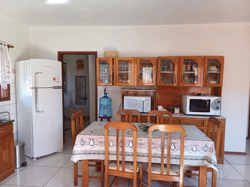 CASA DE LAJE COM ÁREA GOURMET...: 6ª foto da galeria de imagens do imóvel