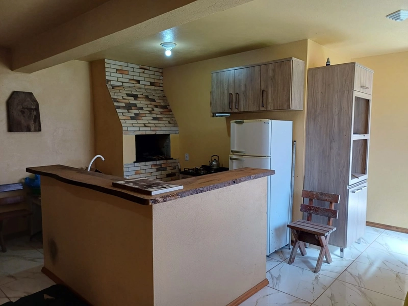 CASA DE LAJE COM ÁREA GOURMET...: 4ª foto da galeria de imagens do imóvel