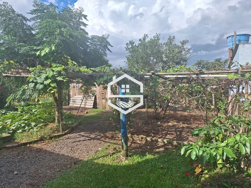 CASA COM 3 DORMITÓRIOS NA VIÉGAS: 7ª foto da galeria de imagens do imóvel