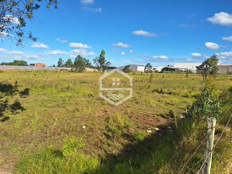 TERRENO 2MIL M² EM EXCELENTE LOCALIZAÇÃO: 3ª foto da galeria de imagens do imóvel