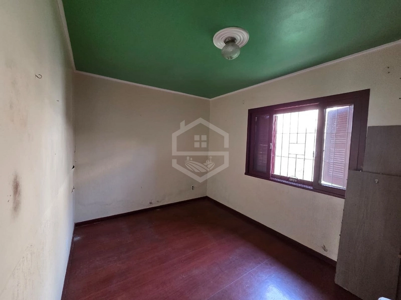 AMPLA CASA DE LAJE NO BAIRRO FLORESTA. VEM CONFERIR!!: 5ª foto da galeria de imagens do imóvel