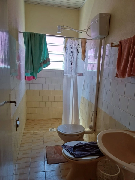 CASA 2 DORMITÓRIOS, CHURRASQUEIRA E PÁTIO...: 7ª foto da galeria de imagens do imóvel