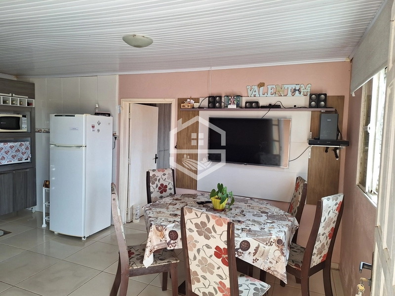 CASA NA SANTA MARTA: 3ª foto da galeria de imagens do imóvel