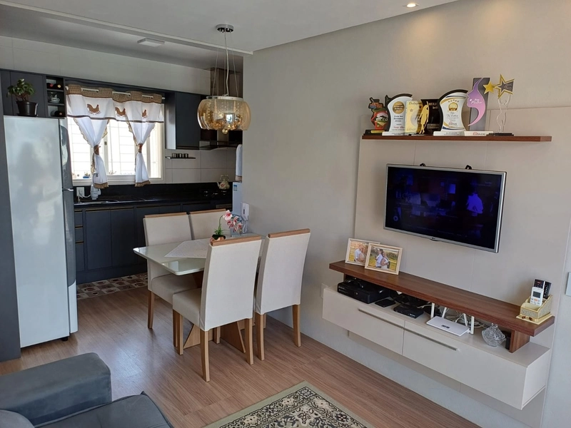 APARTAMENTO 2 DORMITÓRIOS SEMI MOBILIADO...: 11ª foto da galeria de imagens do imóvel