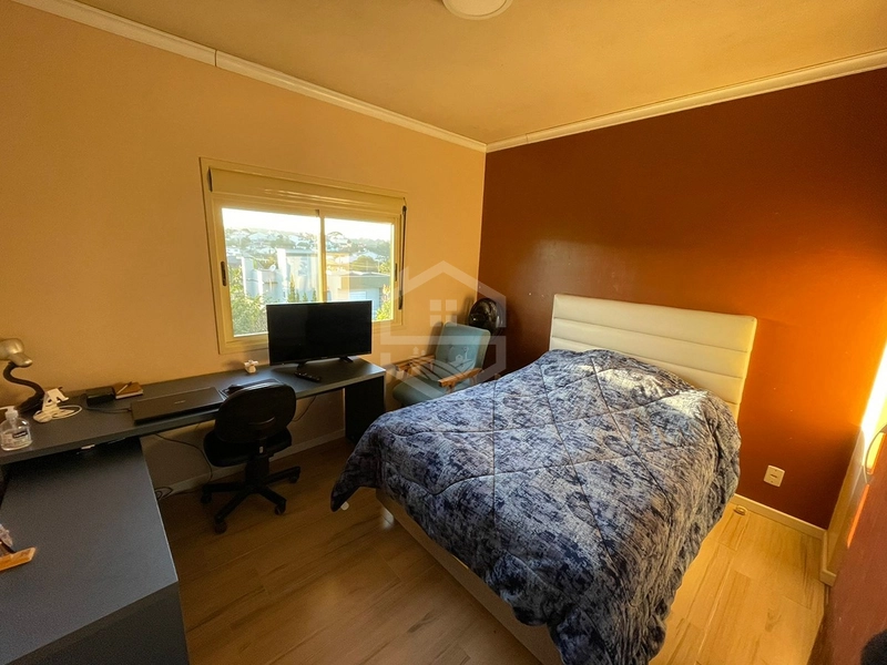 SOBRADO DE ESQUINA COM PISCINA NO DONA TEREZA: 7ª foto da galeria de imagens do imóvel