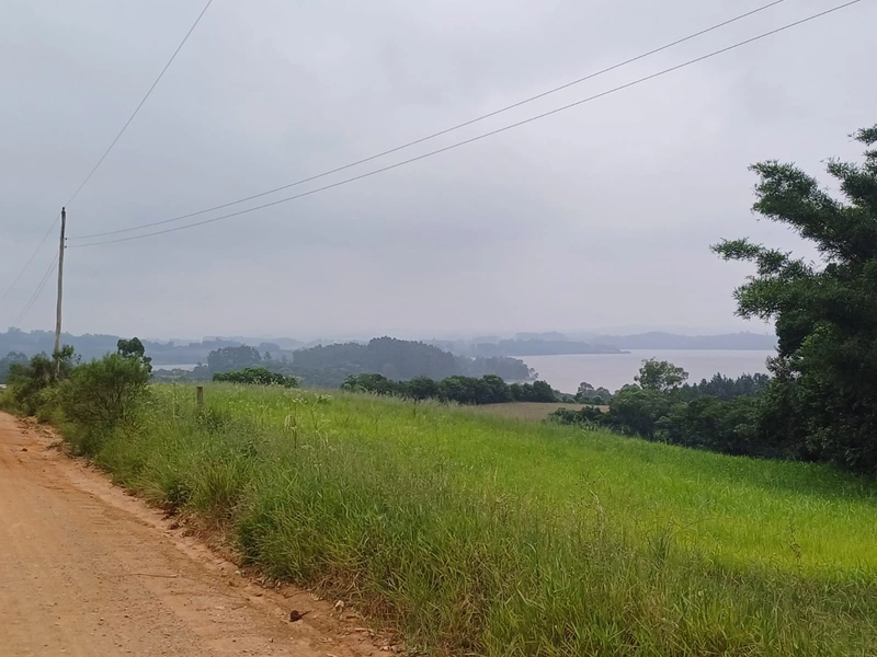 SÍTIO PARA LAZER HÁ MENOS DE 1KM DO ASFALTO...: 7ª foto da galeria de imagens do imóvel