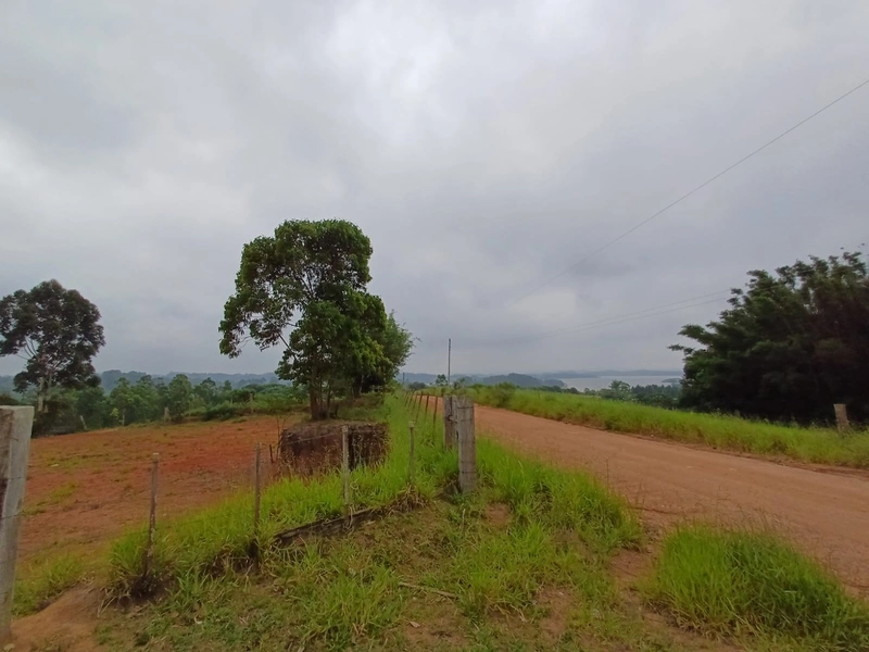 SÍTIO PARA LAZER HÁ MENOS DE 1KM DO ASFALTO...: 8ª foto da galeria de imagens do imóvel
