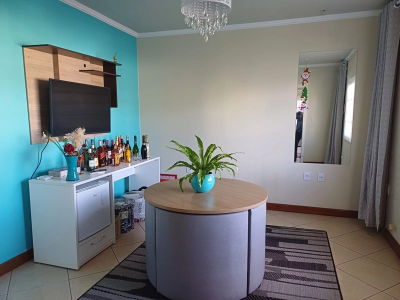 SOBRADO DIFERENCIADO COM AMBIENTES AMPLOS, PISCINA e 4 DORMITÓRIOS...: 14ª foto da galeria de imagens do imóvel