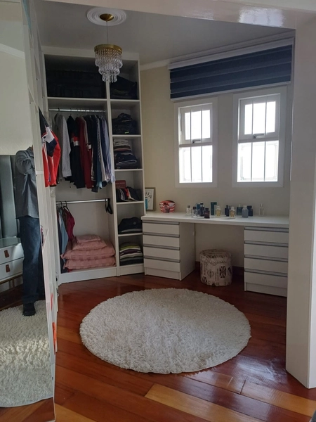 SOBRADO DIFERENCIADO COM AMBIENTES AMPLOS, PISCINA e 4 DORMITÓRIOS...: 15ª foto da galeria de imagens do imóvel