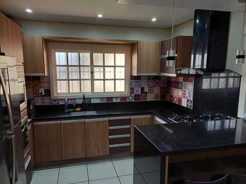 CASA COM PISCINA, 3 DORMITÓRIOS, EM CAMAQUÃ...: 4ª foto da galeria de imagens do imóvel