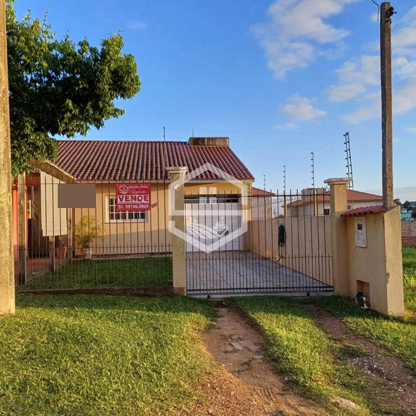 CASA COM PISCINA, 3 DORMITÓRIOS, EM CAMAQUÃ...: 1ª foto da galeria de imagens do imóvel