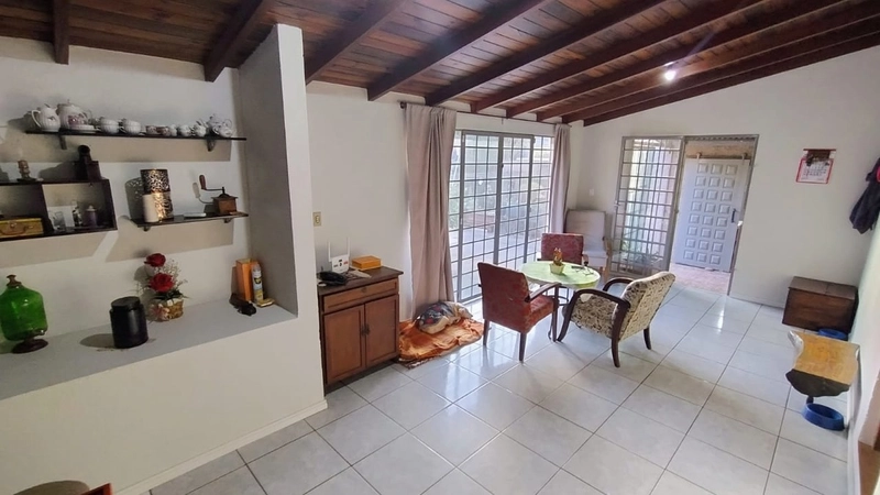 Casas em Terreno Amplo, Localização Privilegiada.: 7ª foto da galeria de imagens do imóvel