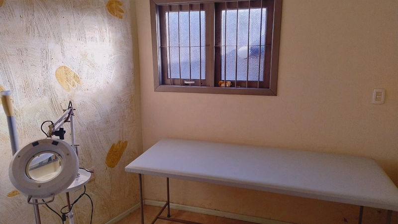 Casas em Terreno Amplo, Localização Privilegiada.: 16ª foto da galeria de imagens do imóvel