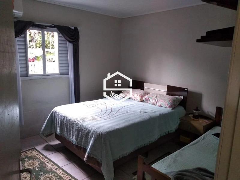 UM LOTE COM 2 CASAS PARA SUA FAMÍLIA!: 3ª foto da galeria de imagens do imóvel