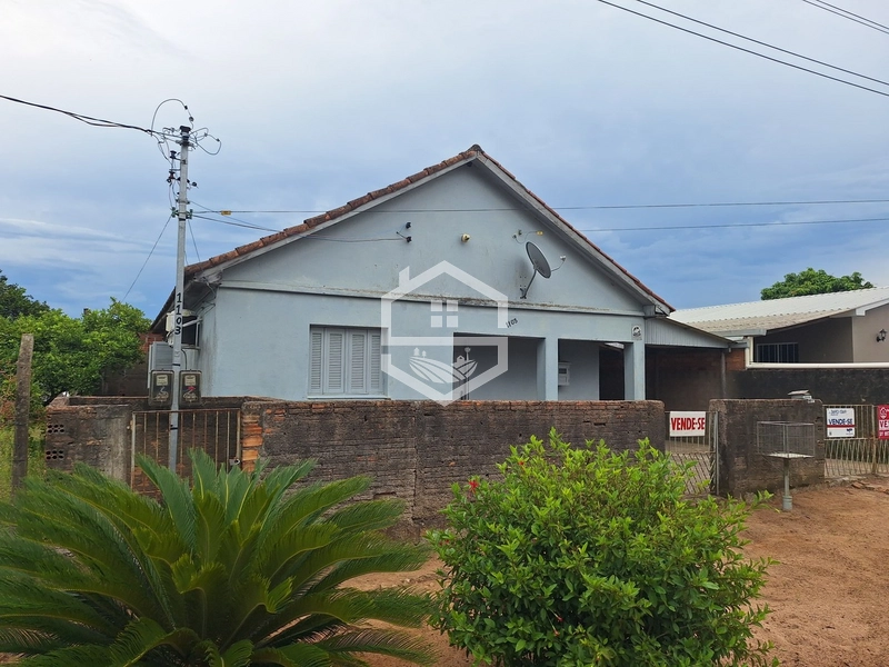 CASA EM MESMO LOTE: 1ª foto da galeria de imagens do imóvel