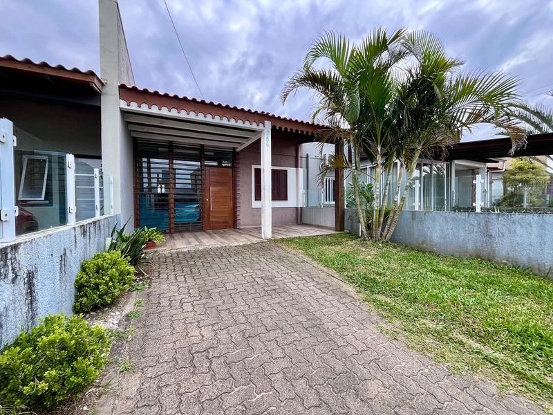 Casa pertinho do mar em Capão: 2ª foto da galeria de imagens do imóvel