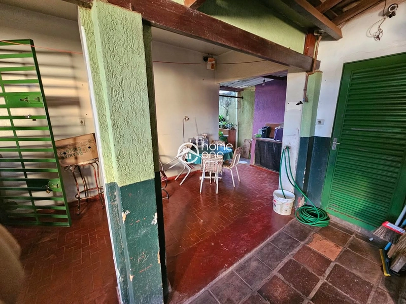 Casa de Esquina com 3 Quartos e Barracão Independente em Excelente Localização: 19ª foto da galeria de imagens do imóvel
