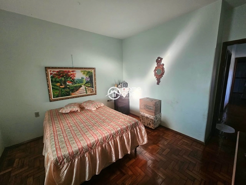 Casa de Esquina com 3 Quartos e Barracão Independente em Excelente Localização: 12ª foto da galeria de imagens do imóvel