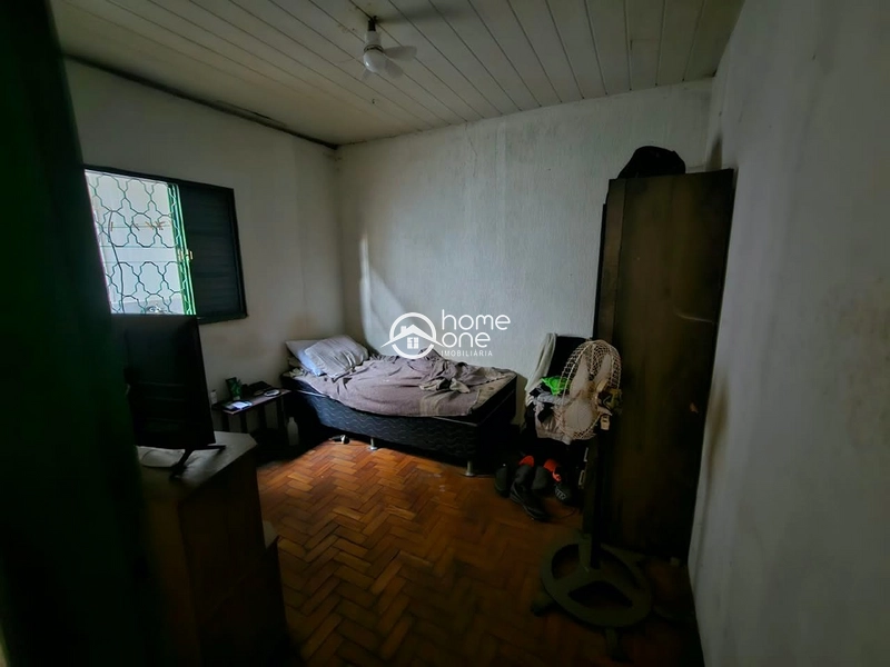Casa de Esquina com 3 Quartos e Barracão Independente em Excelente Localização: 24ª foto da galeria de imagens do imóvel