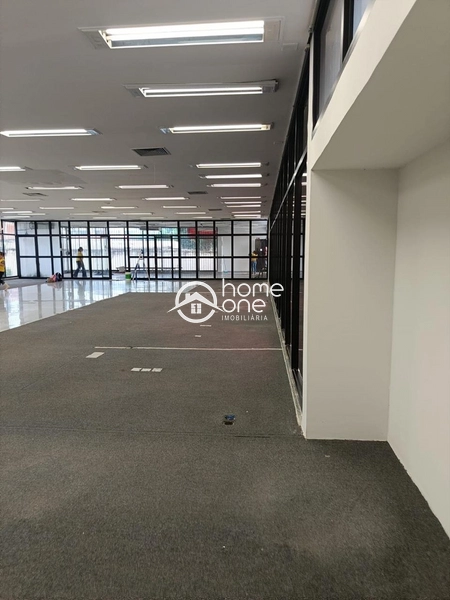 Imóvel Comercial na Avenida Leopoldino de Oliveira – 998 m² de Terreno e 677 m² de Construção: 4ª foto da galeria de imagens do imóvel