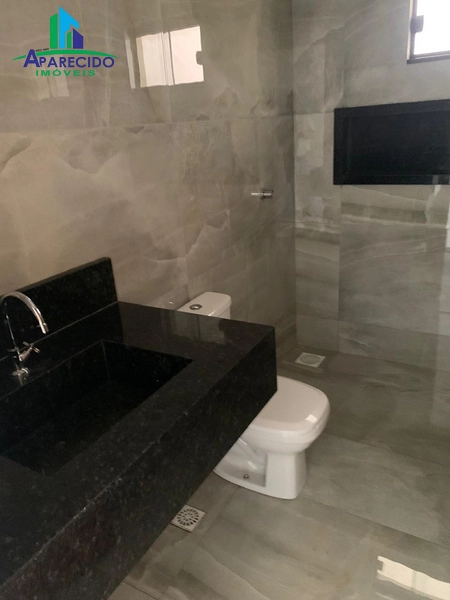 Linda casa 3 quartos sendo 1 suíte com fino acabamento.: 15ª foto da galeria de imagens do imóvel