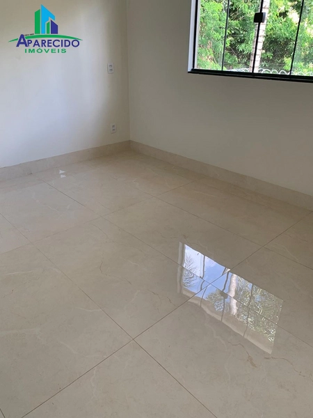 Linda casa 3 quartos sendo 1 suíte com fino acabamento.: 4ª foto da galeria de imagens do imóvel