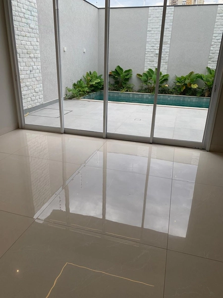 Casa 4 suítes plenas, sendo 1 máster, com fino acabamento s e muito requinte.: 17ª foto da galeria de imagens do imóvel