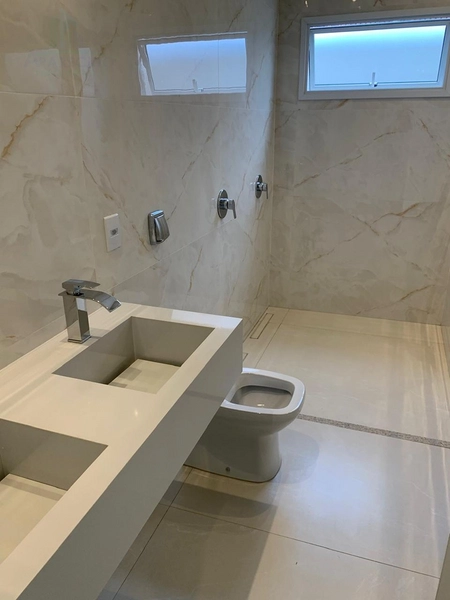 Casa 4 suítes plenas, sendo 1 máster, com fino acabamento s e muito requinte.: 21ª foto da galeria de imagens do imóvel