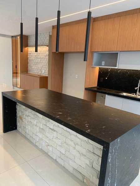 Casa 4 suítes plenas, sendo 1 máster, com fino acabamento s e muito requinte.: 4ª foto da galeria de imagens do imóvel