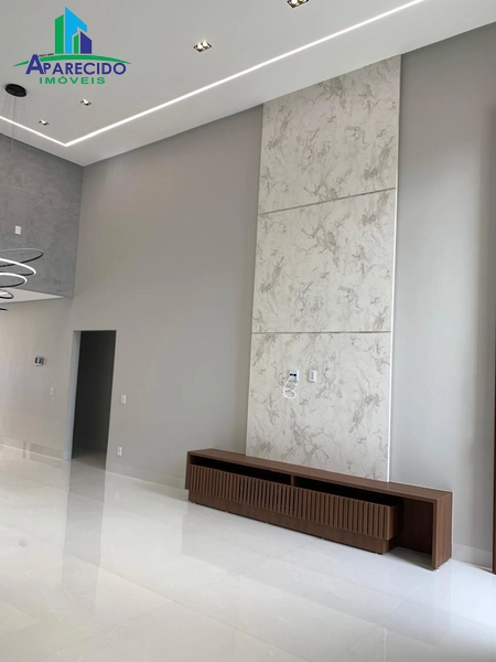 Maravilhosa casa no Jardim Planalto com  4 suítes plenas, armários e closet: 20ª foto da galeria de imagens do imóvel