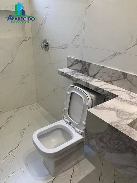 Maravilhosa casa no Jardim Planalto com  4 suítes plenas, armários e closet: 15ª foto da galeria de imagens do imóvel