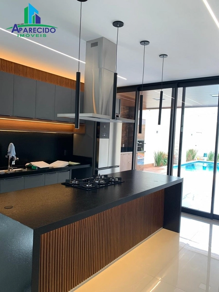 Maravilhosa casa no Jardim Planalto com  4 suítes plenas, armários e closet: 9ª foto da galeria de imagens do imóvel