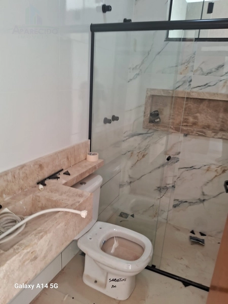 Casa à venda 3/4 sendo uma suite, com fino acabamento e muito requinte: 8ª foto da galeria de imagens do imóvel