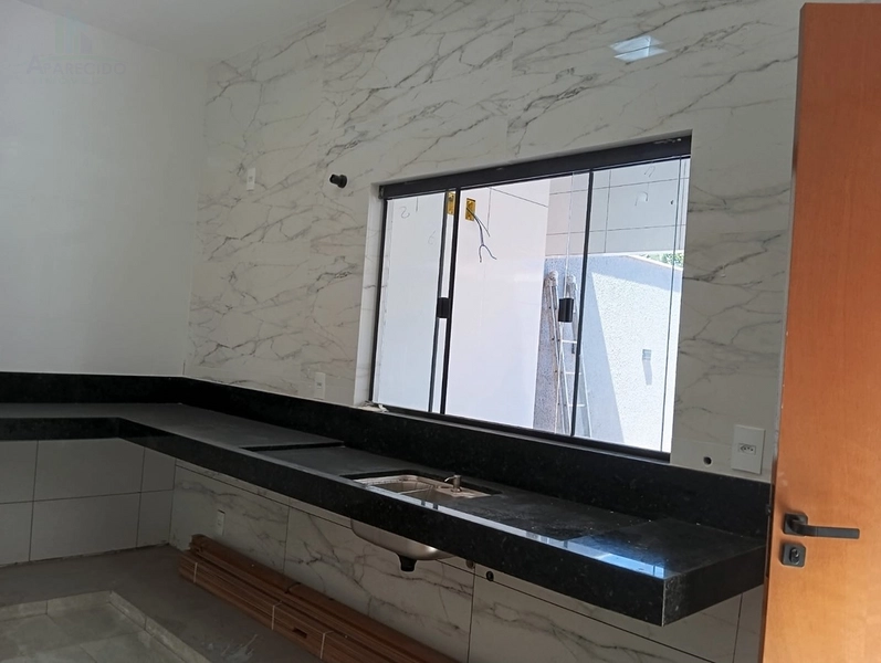 Casa à venda 3/4 sendo uma suite, com fino acabamento e muito requinte: 10ª foto da galeria de imagens do imóvel