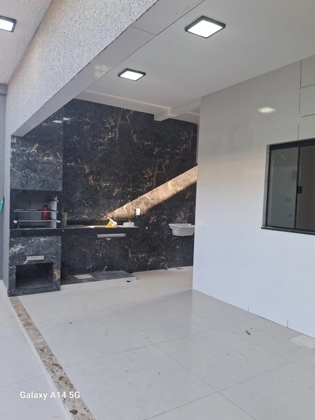 Casa à venda 3/4 sendo uma suite, com fino acabamento e muito requinte: 2ª foto da galeria de imagens do imóvel