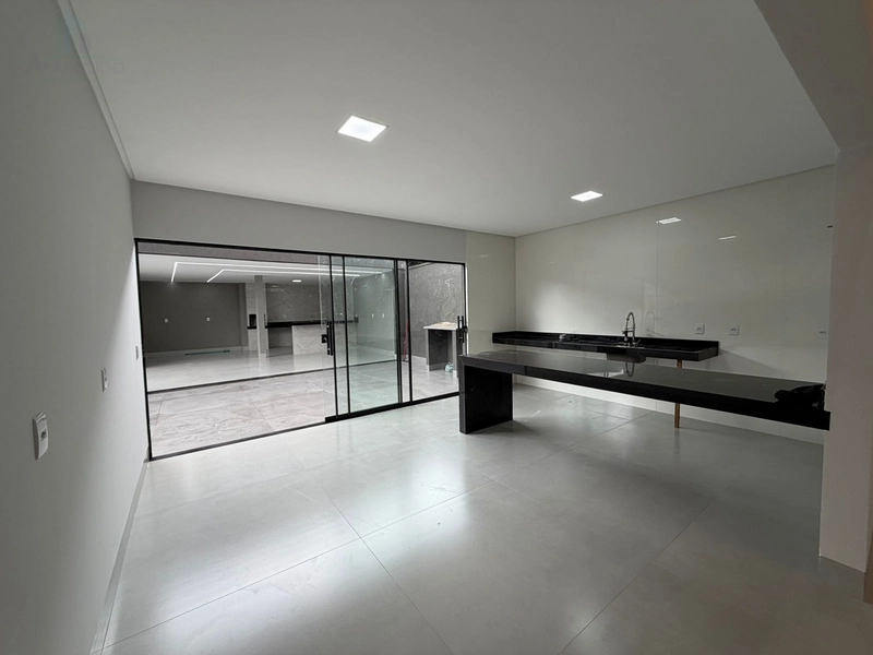 Linda e confortável casa om 3 suítes sendo 1 máster e piscina aquecida com cascata.: 40ª foto da galeria de imagens do imóvel