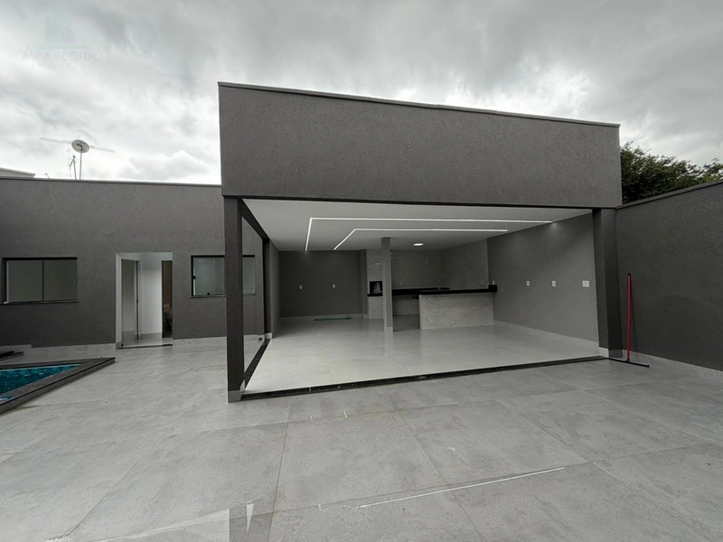 Linda e confortável casa om 3 suítes sendo 1 máster e piscina aquecida com cascata.: 6ª foto da galeria de imagens do imóvel