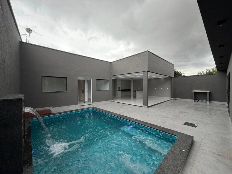 Linda e confortável casa om 3 suítes sendo 1 máster e piscina aquecida com cascata.: 19ª foto da galeria de imagens do imóvel