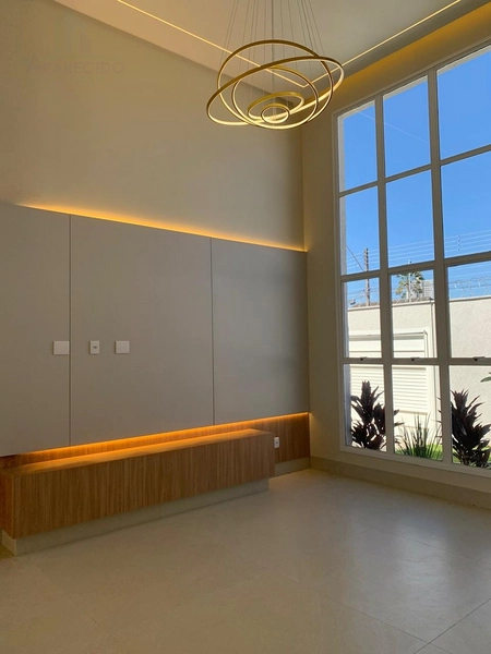 Linda casa com 4 suítes plenas, sendo 1 máster e closet com muito requinte e bom gosto: 19ª foto da galeria de imagens do imóvel