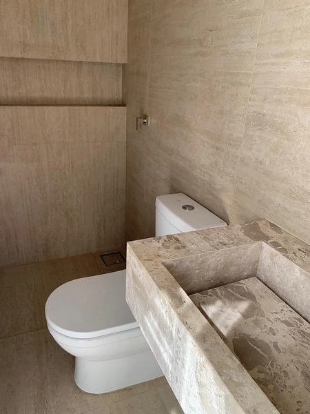 Linda casa com 4 suítes plenas, sendo 1 máster e closet com muito requinte e bom gosto: 14ª foto da galeria de imagens do imóvel