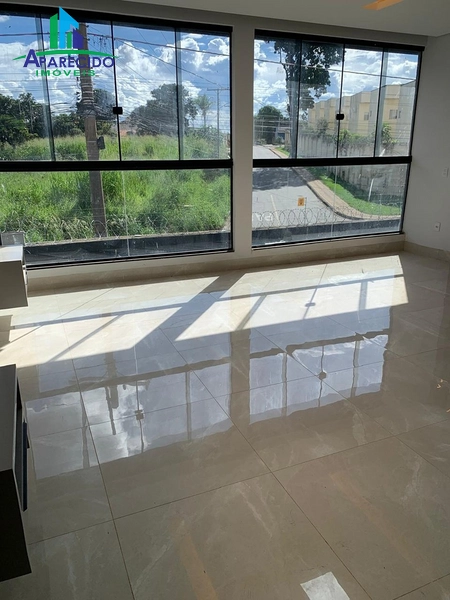 Lindo sobrado com 3 suítes sendo 1 máster, armários com muito requinte e bom gosto: 10ª foto da galeria de imagens do imóvel