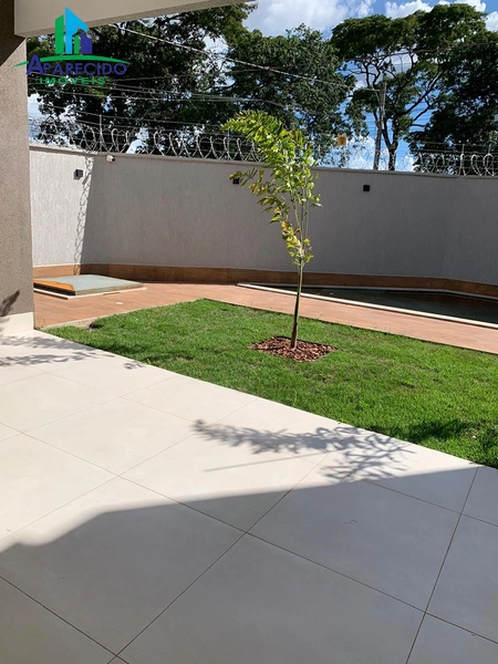 Lindo sobrado com 3 suítes sendo 1 máster, armários com muito requinte e bom gosto: 13ª foto da galeria de imagens do imóvel