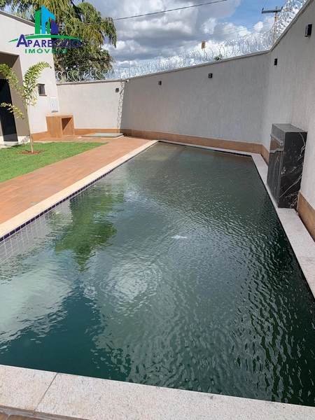 Lindo sobrado com 3 suítes sendo 1 máster, armários com muito requinte e bom gosto: 22ª foto da galeria de imagens do imóvel