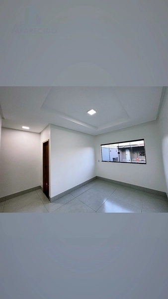 Linda casa com 3/4 sendo 1 suíte e piscina : 12ª foto da galeria de imagens do imóvel