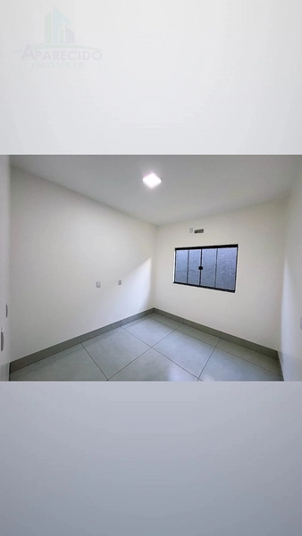 Linda casa com 3/4 sendo 1 suíte e piscina : 14ª foto da galeria de imagens do imóvel