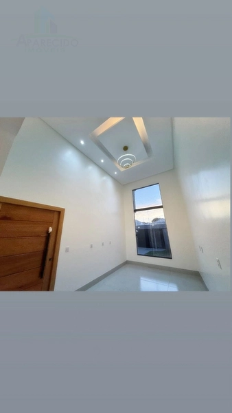 Linda casa com 3/4 sendo 1 suíte e piscina : 9ª foto da galeria de imagens do imóvel
