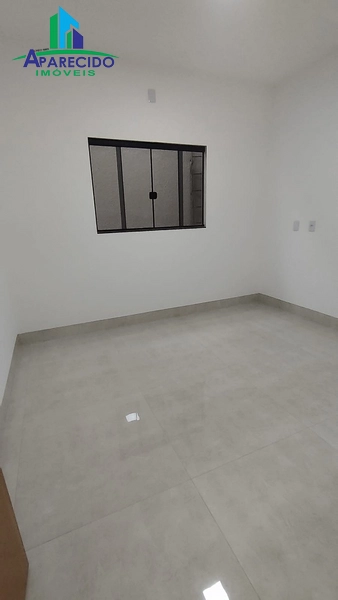 Casa linda e aconchegante com piscina e poço semi artesiano: 4ª foto da galeria de imagens do imóvel